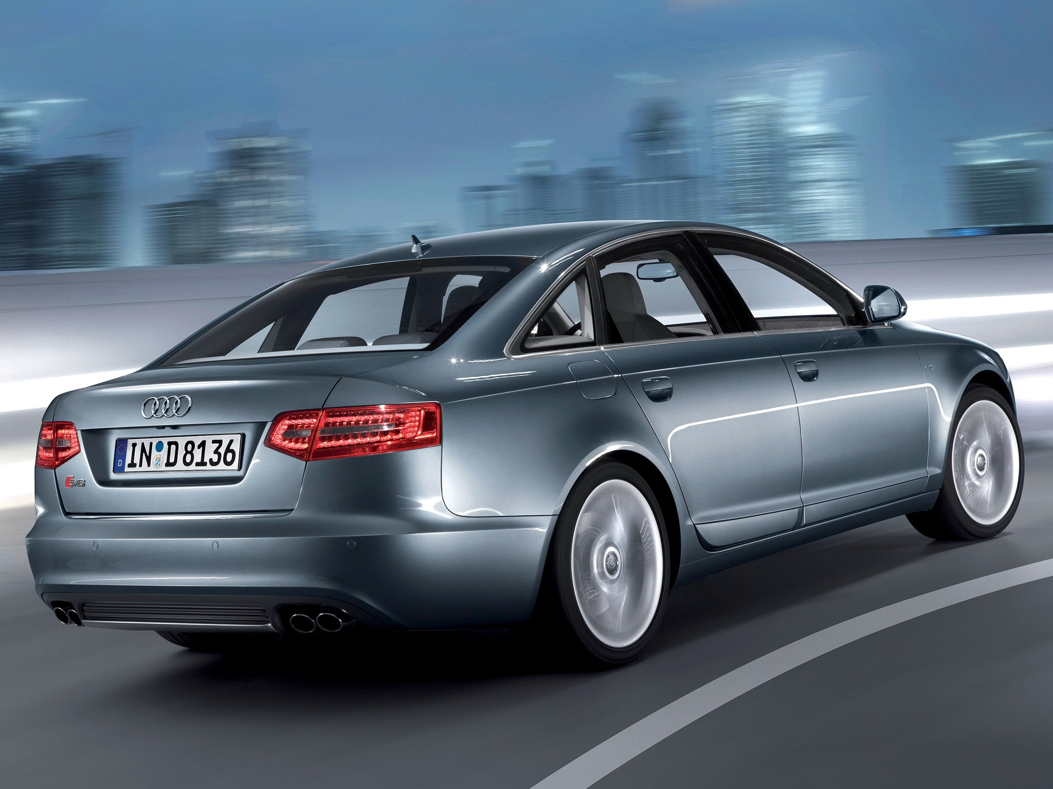 Audi S6 photo 24