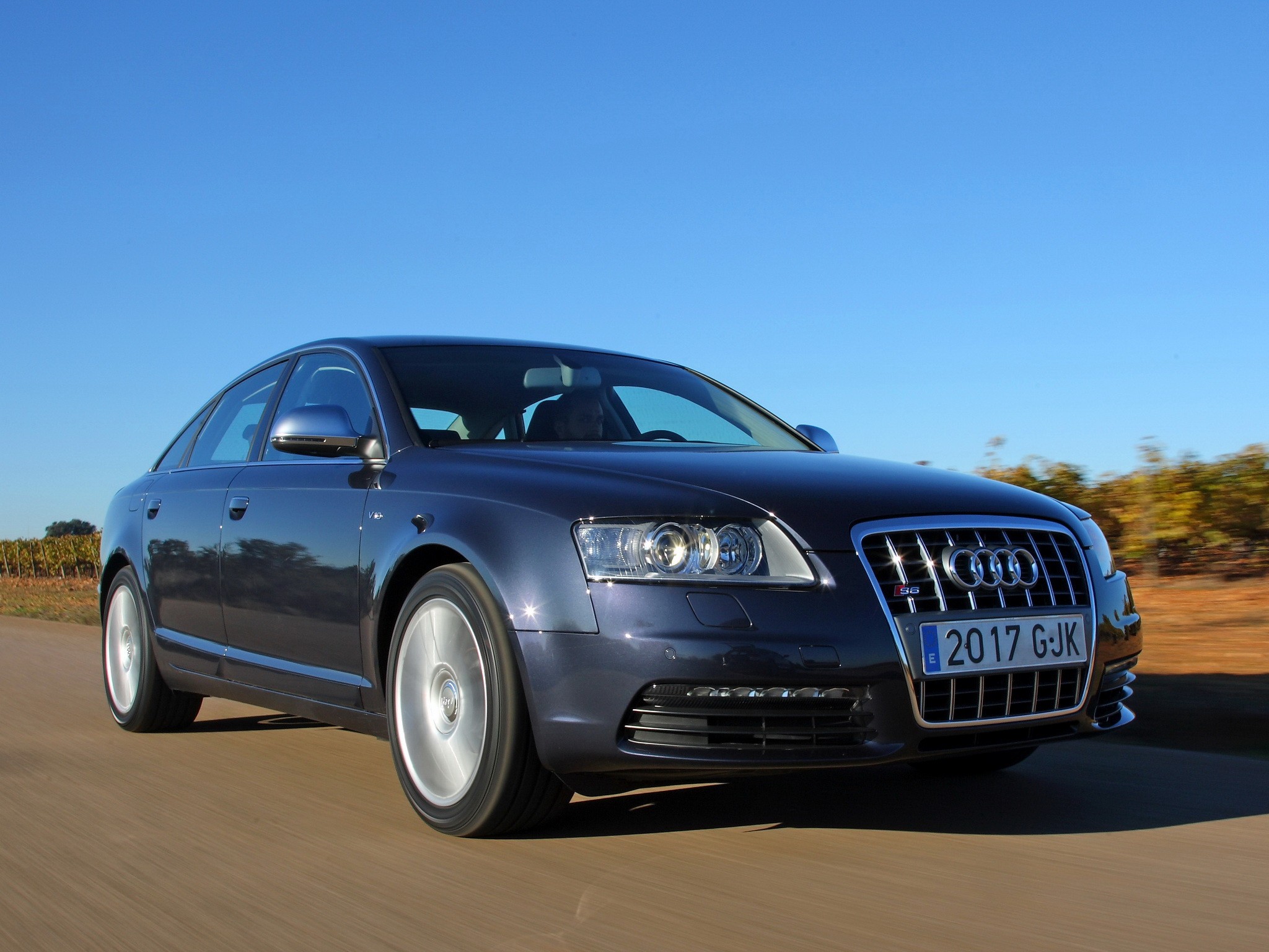 Audi S6 photo 29