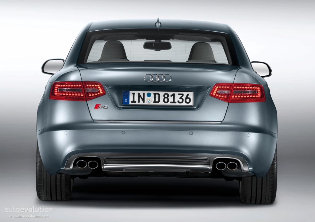 Audi S6 photo 15