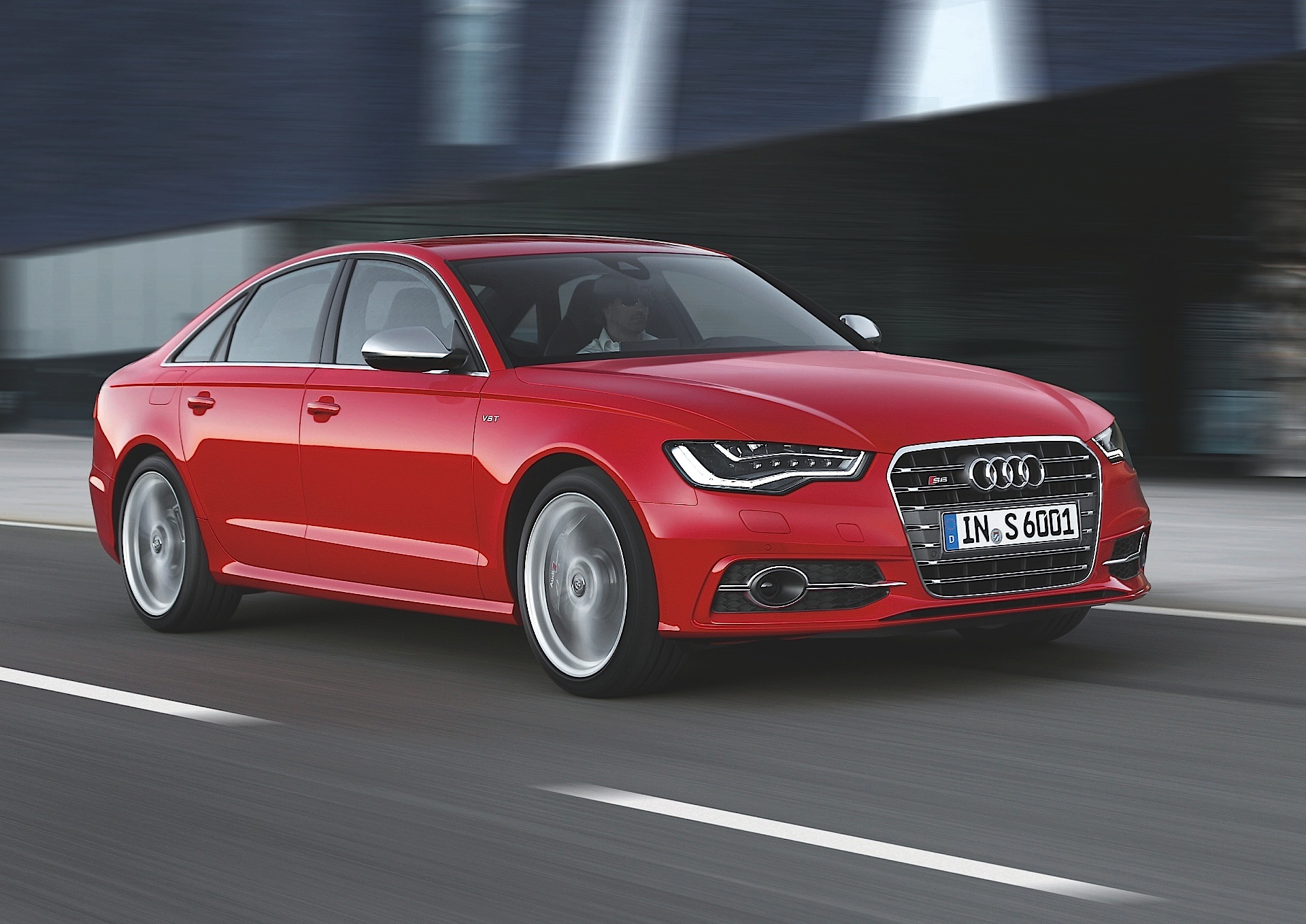 Audi S6 photo 6