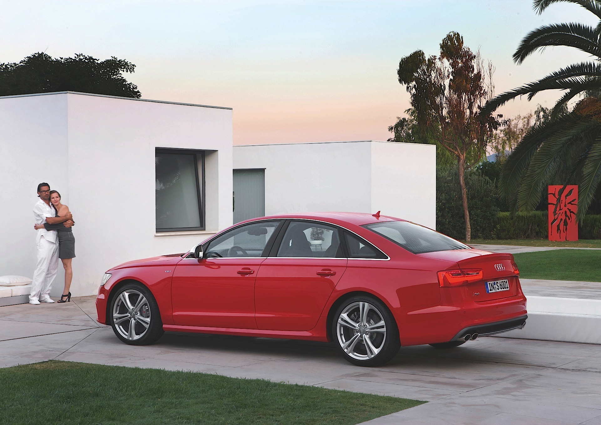 Audi S6 photo 11