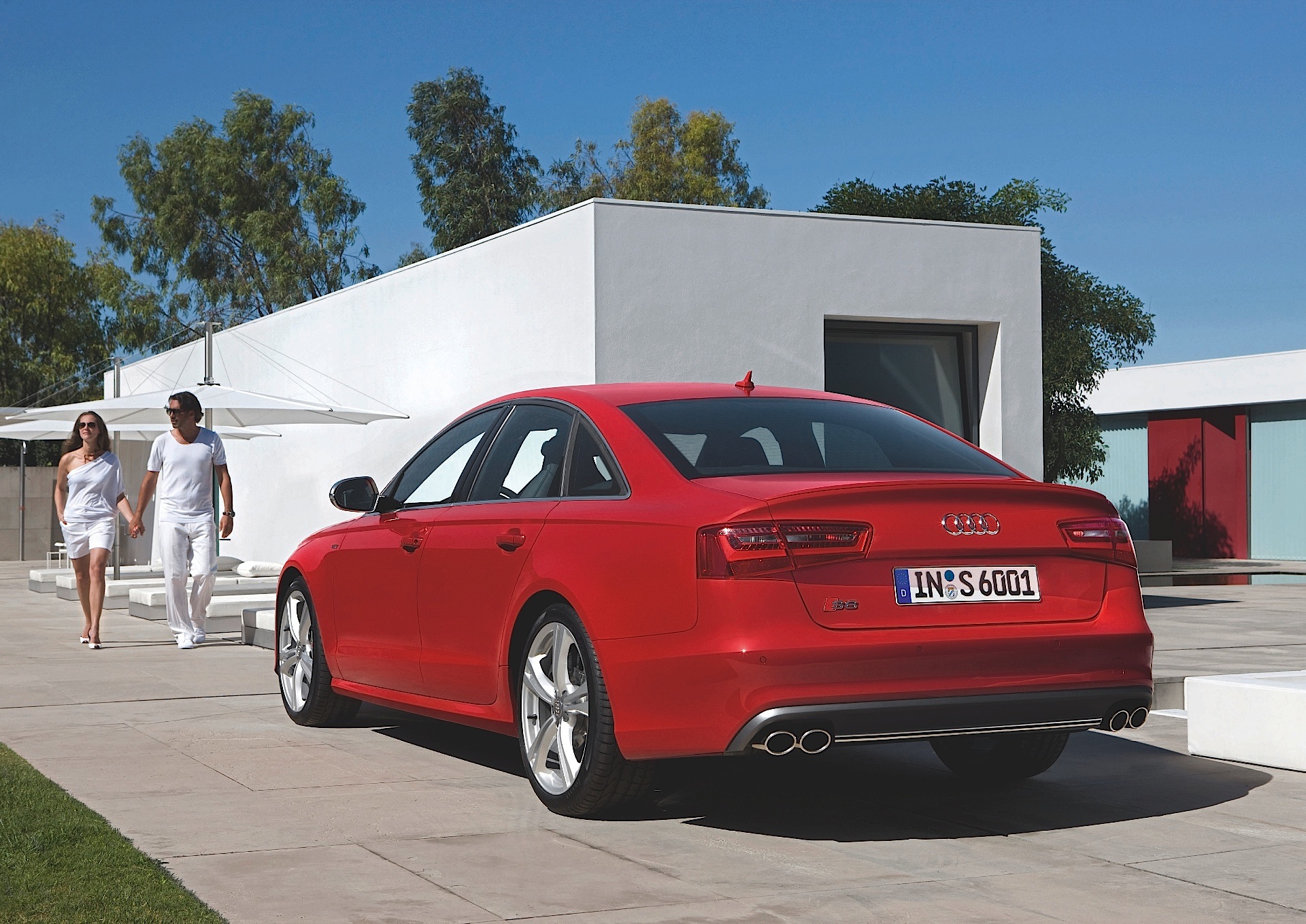 Audi S6 photo 12