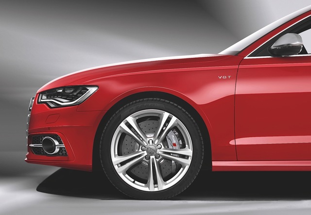 Audi S6 photo 20