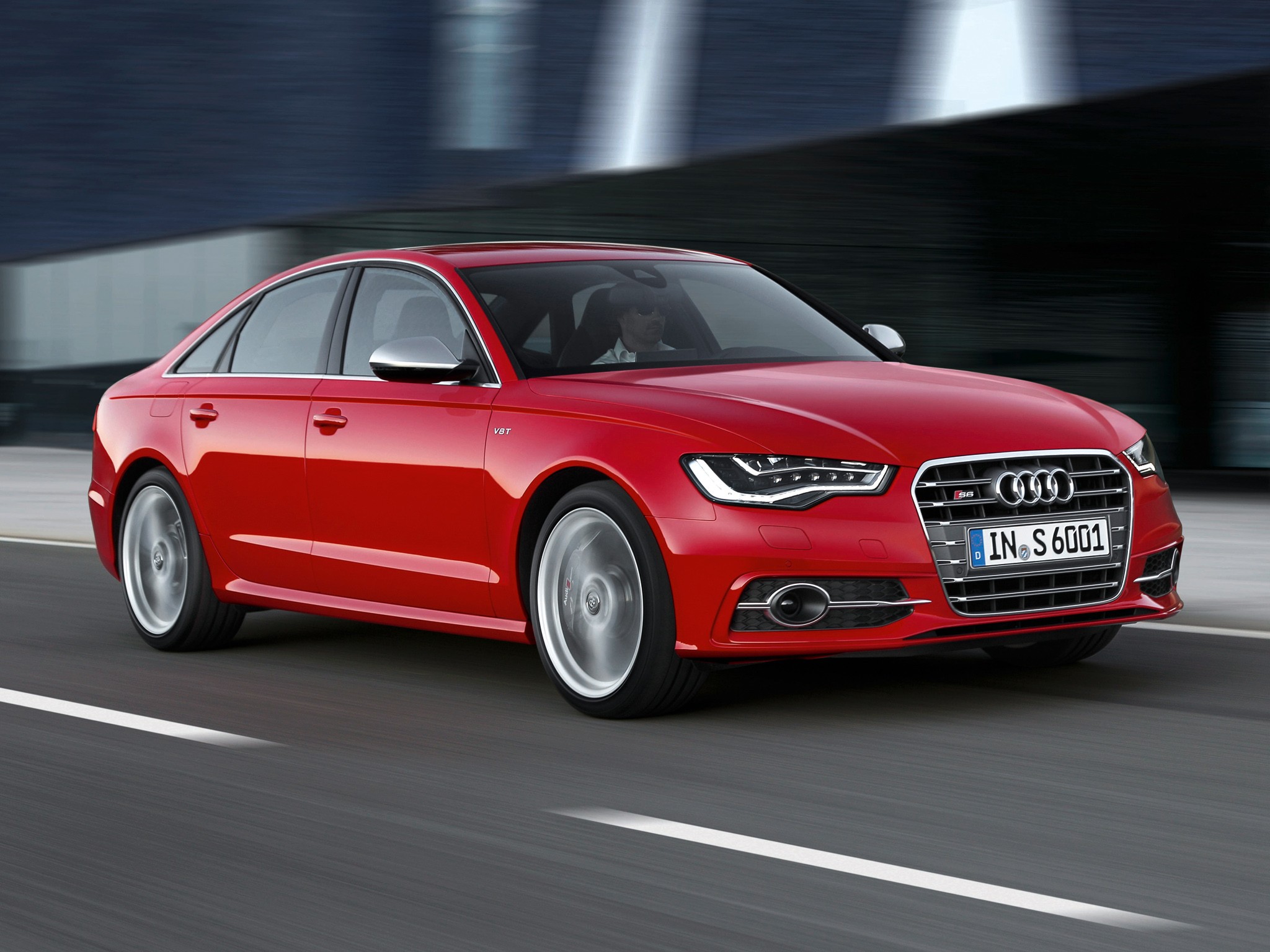 Audi S6 photo 32