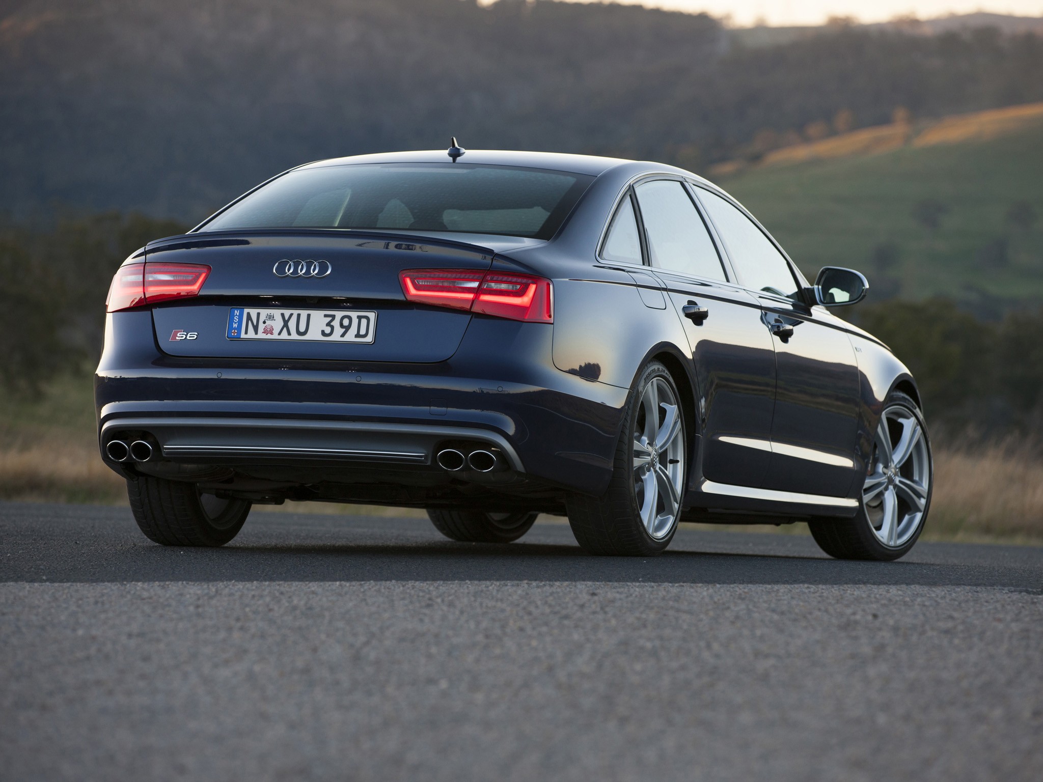 Audi S6 photo 41