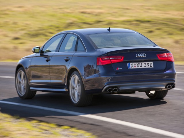 Audi S6 photo 43