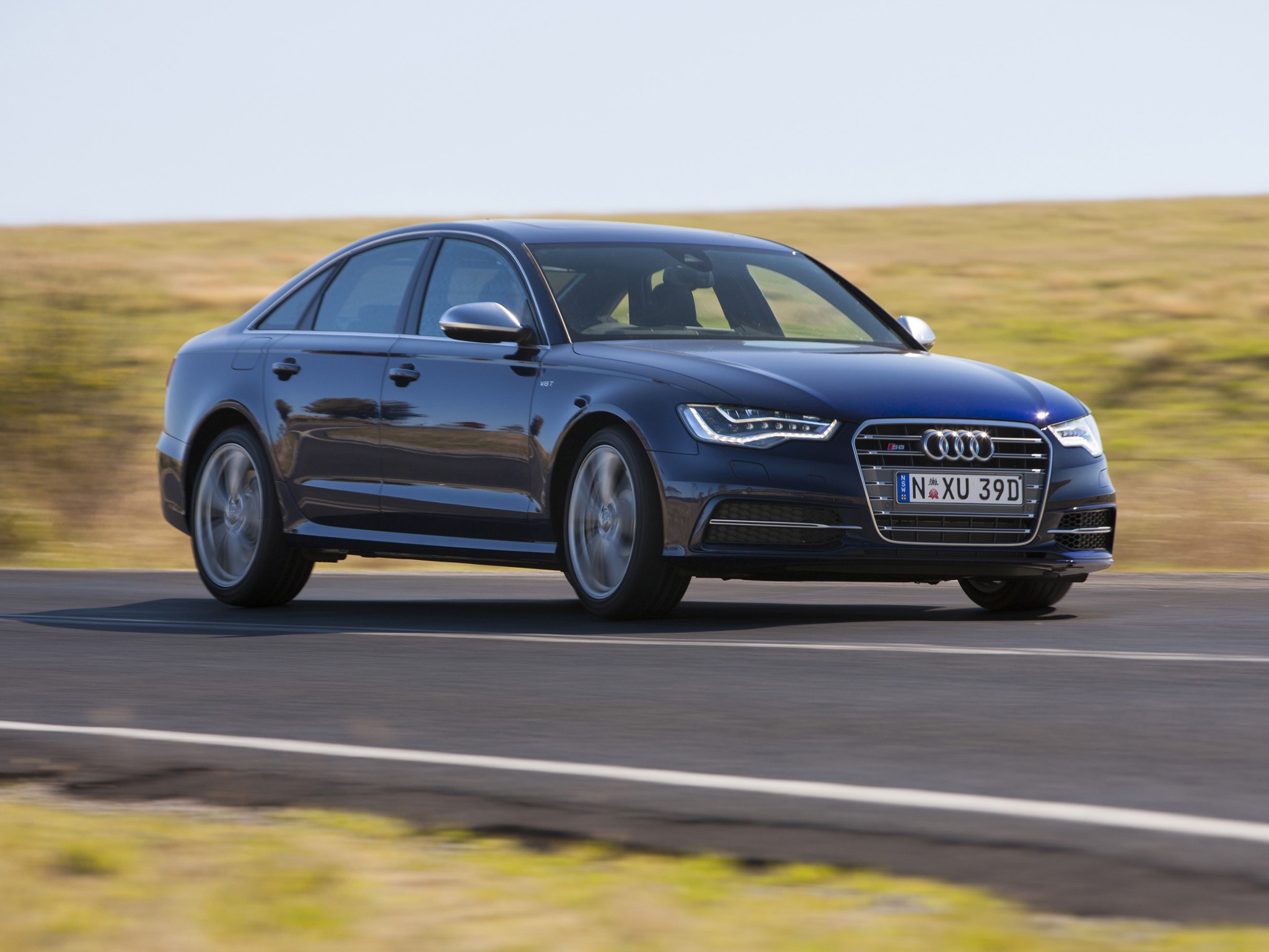 Audi S6 photo 44