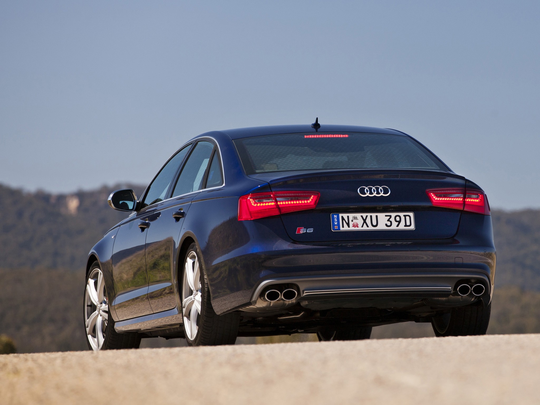 Audi S6 photo 46