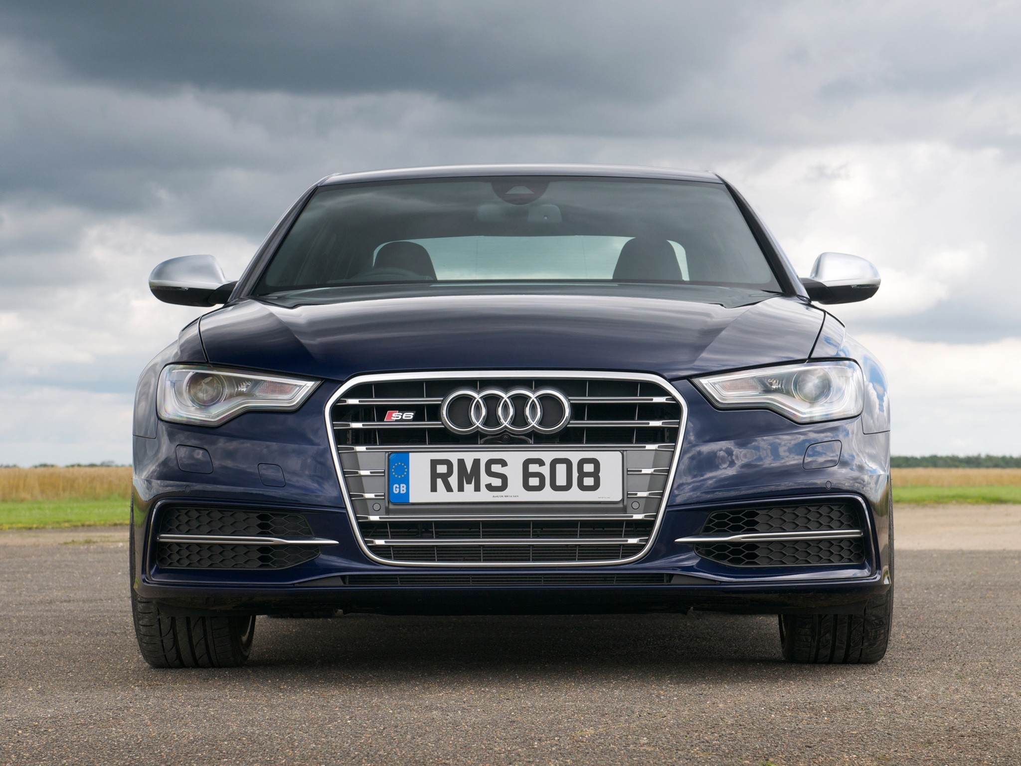 Audi S6 photo 49