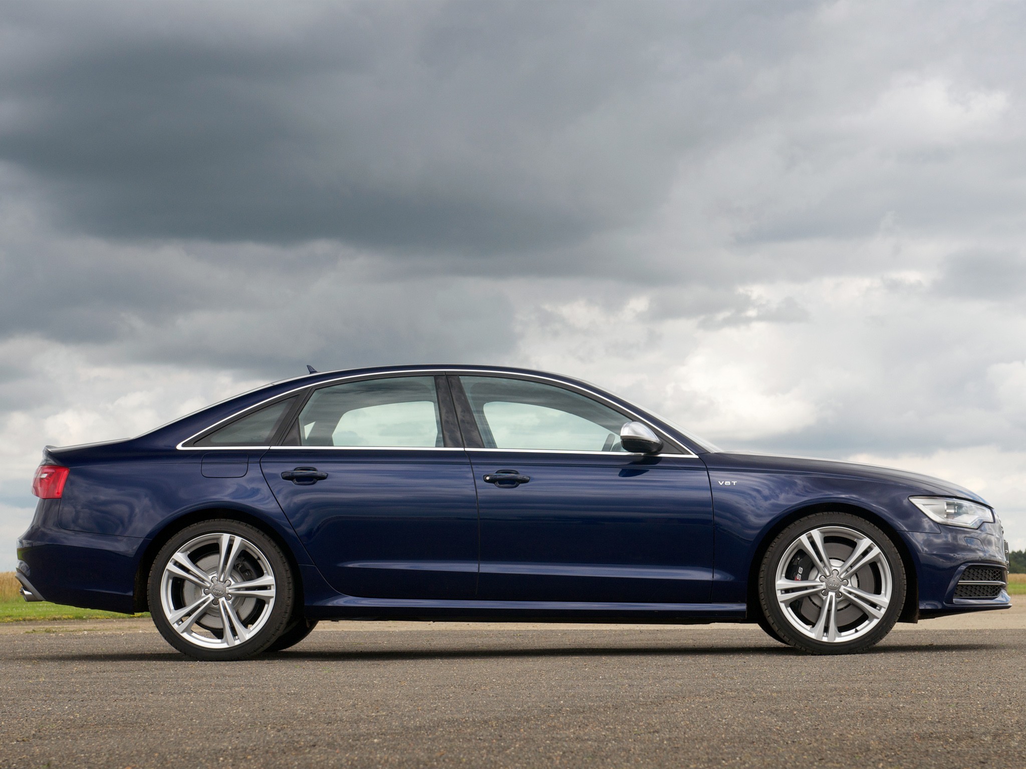 Audi S6 photo 50
