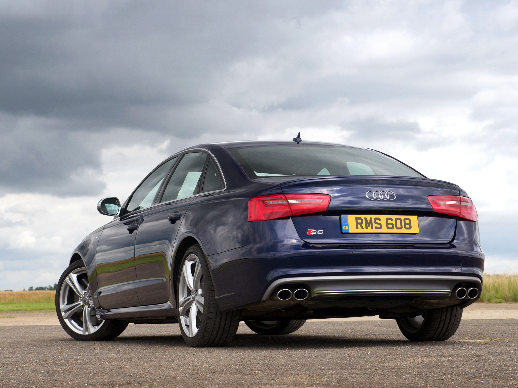 Audi S6 photo 51