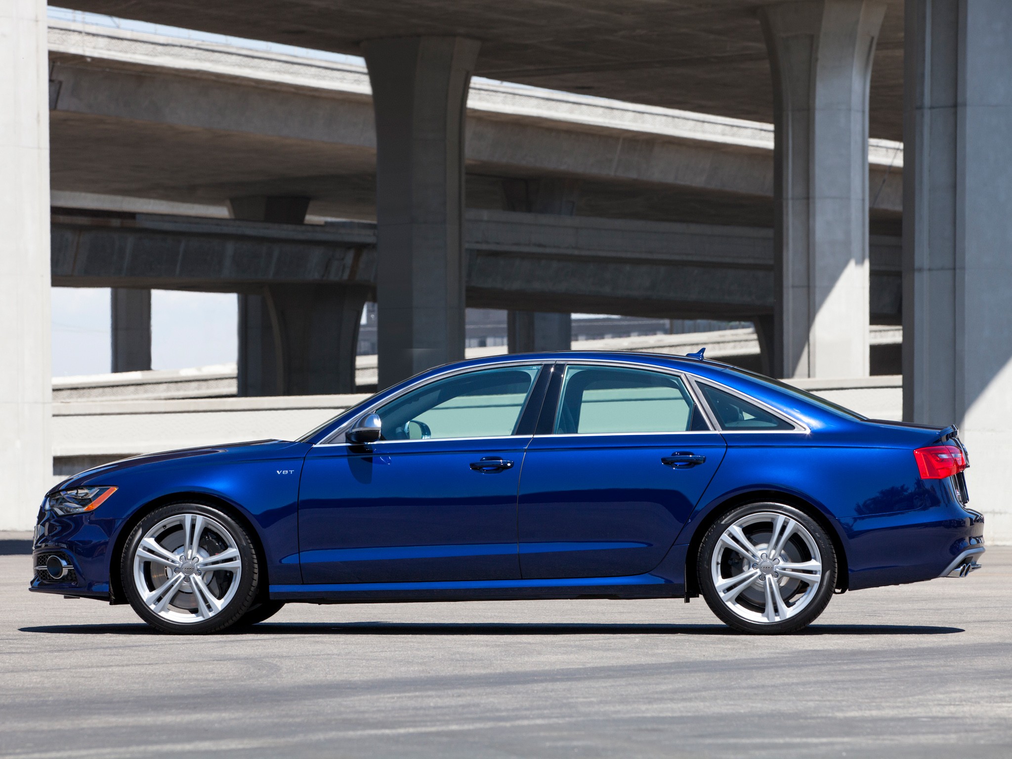 Audi S6 photo 59