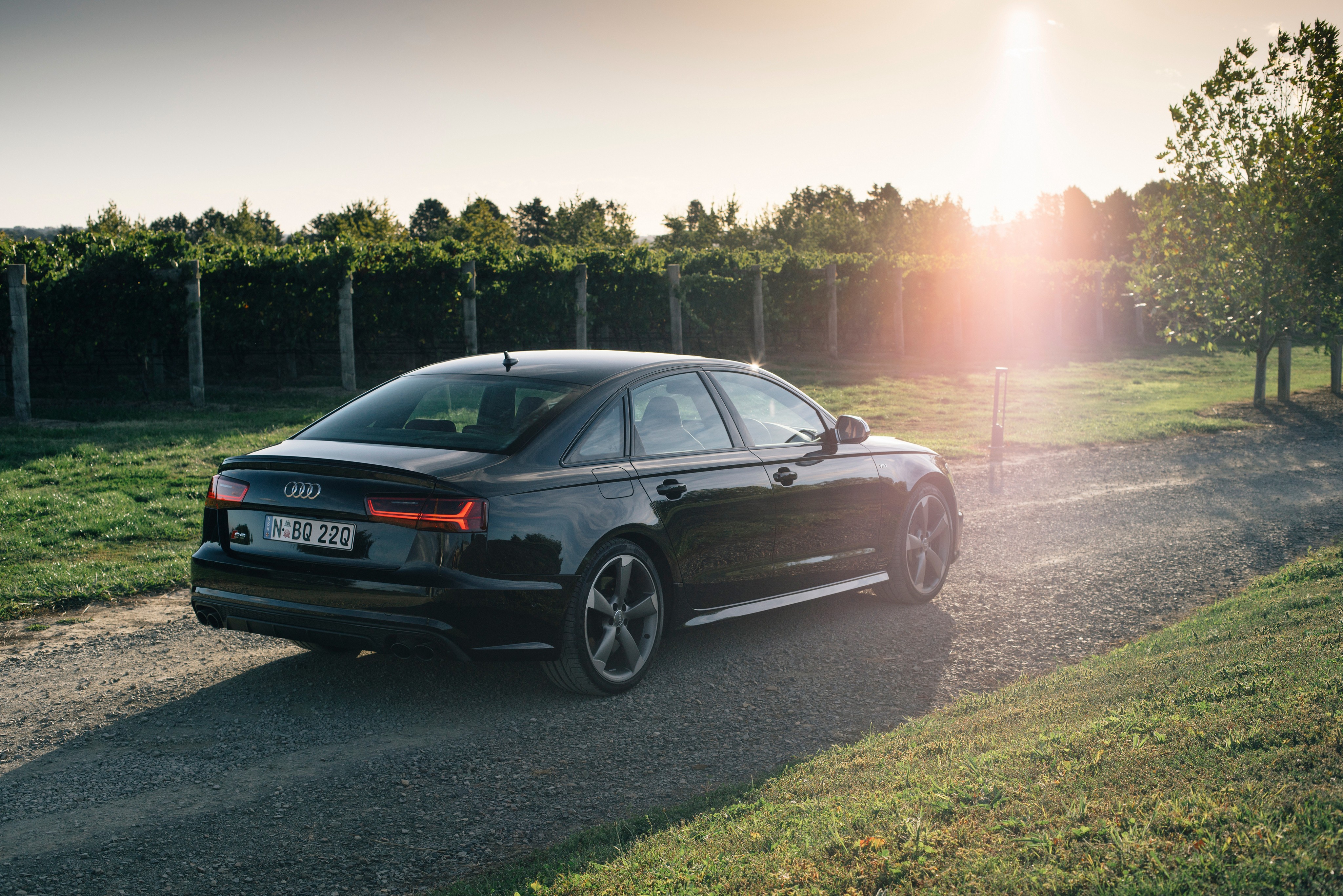 Audi S6 photo 14