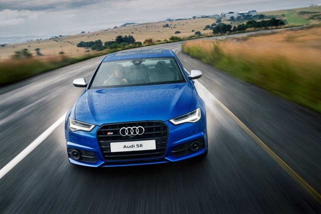 Audi S6 photo 24