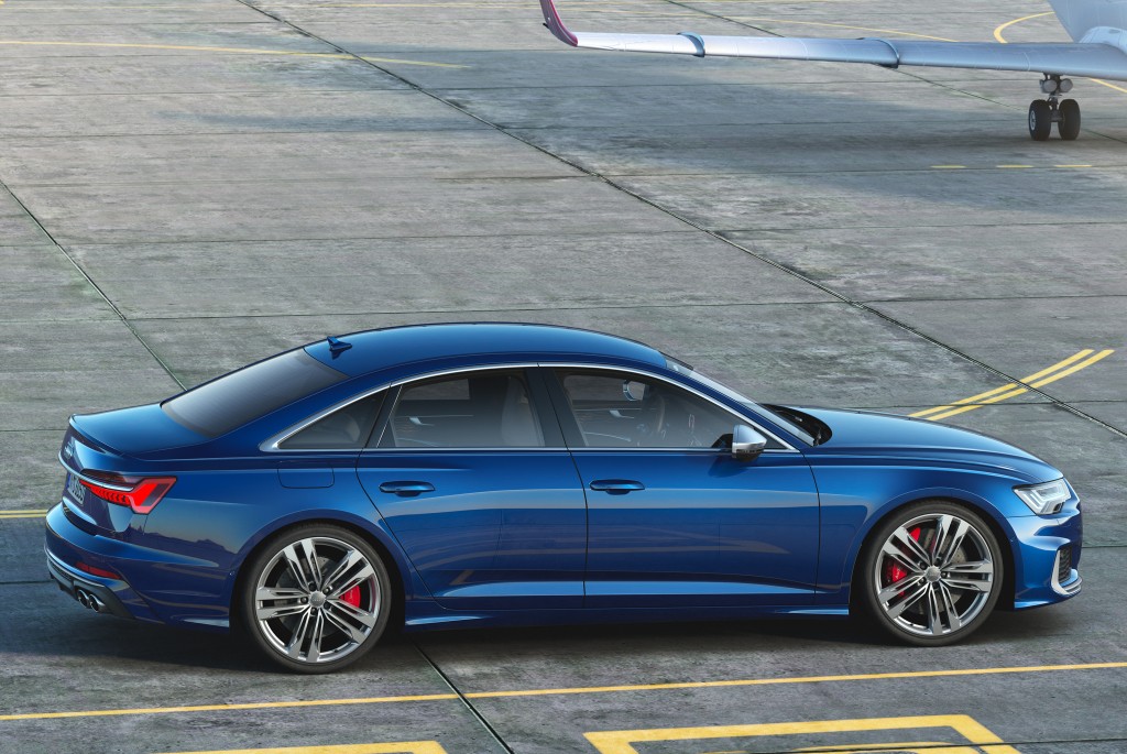 Audi S6 photo 13