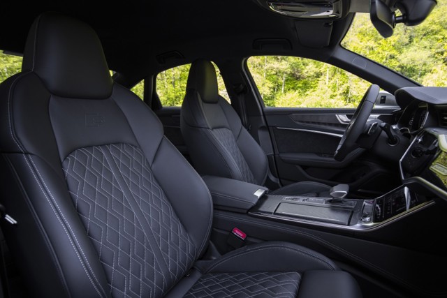 Audi S6 photo 46