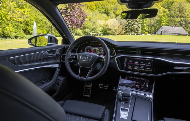Audi S6 photo 47