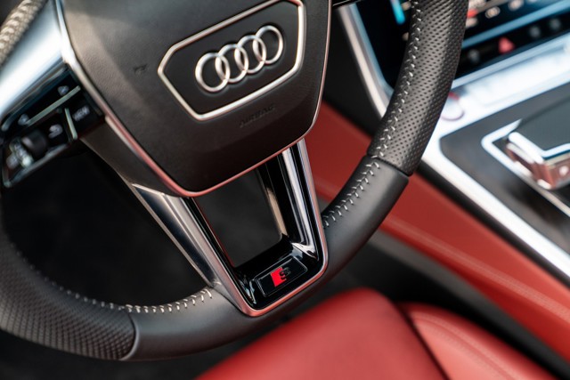 Audi S6 photo 52