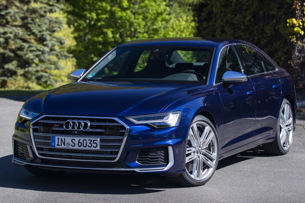 Audi S6 photo 23