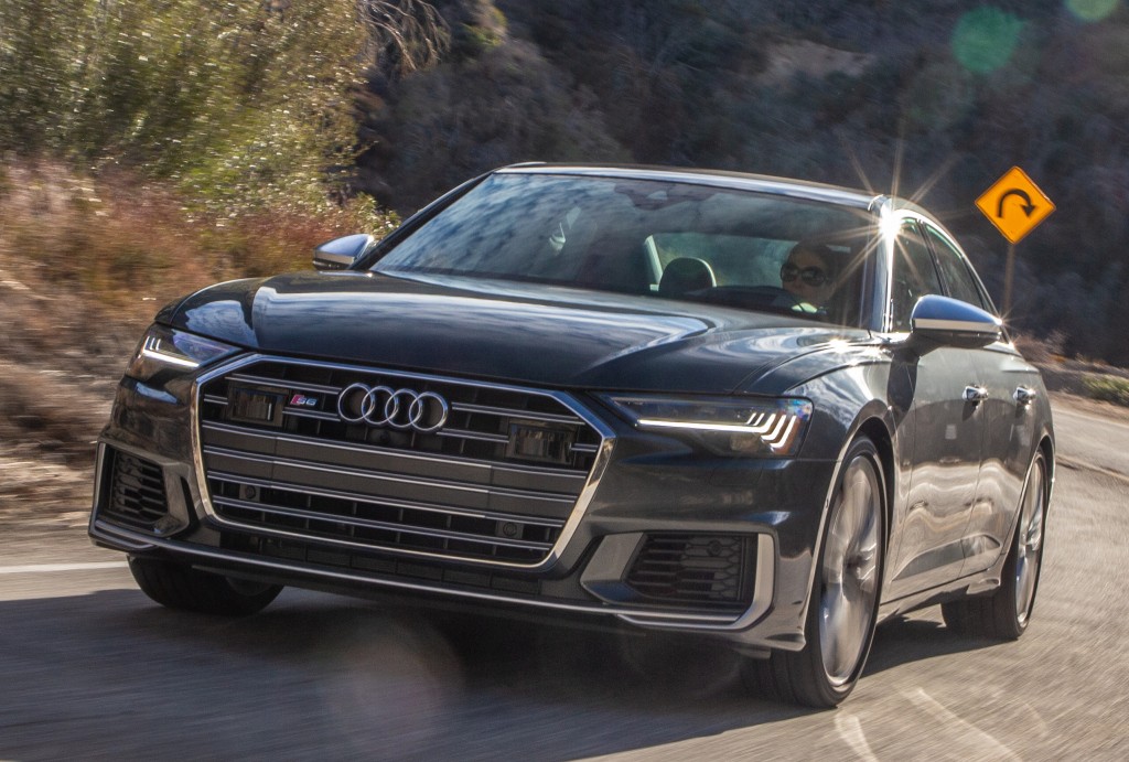 Audi S6 photo 33