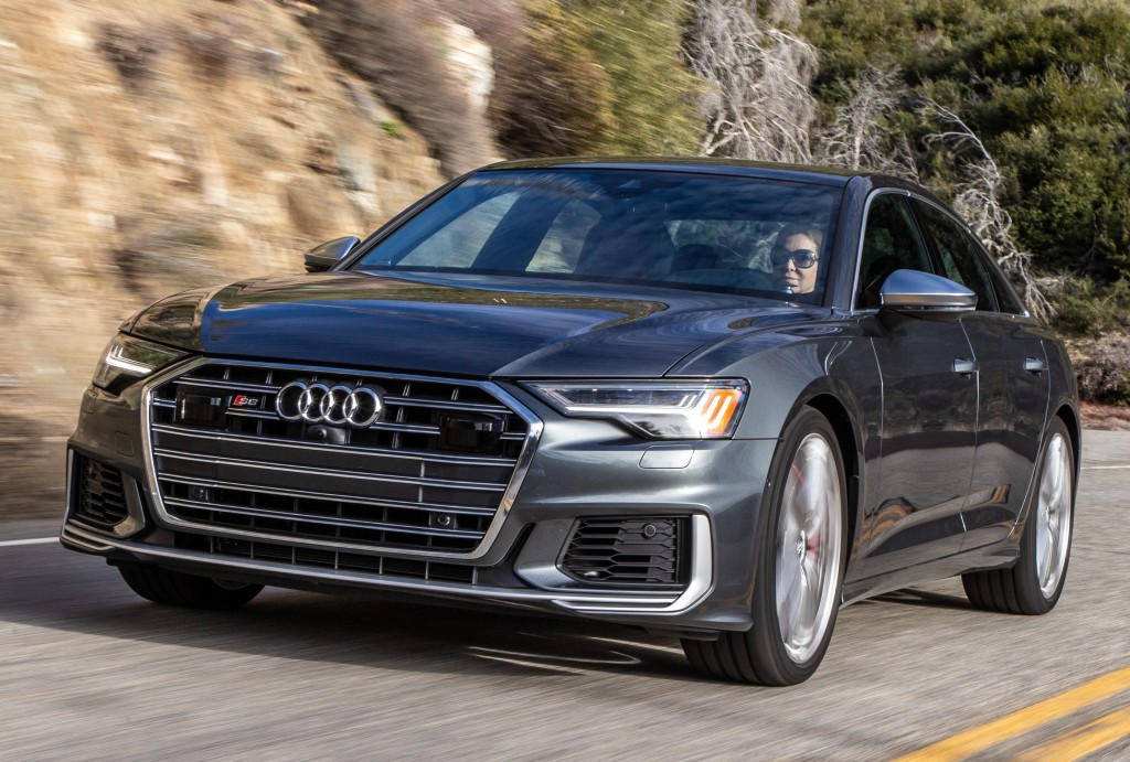 Audi S6 photo 39