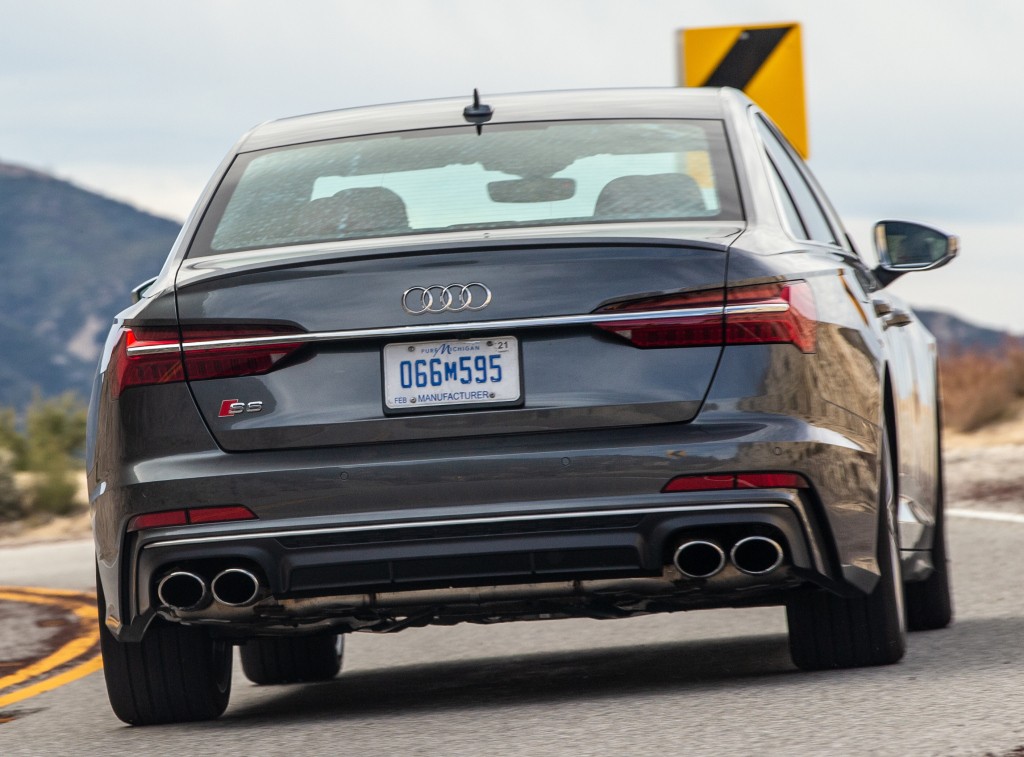 Audi S6 photo 40