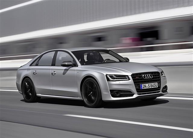 Audi S8 Plus photo 27