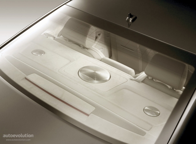 Audi S8 photo 23