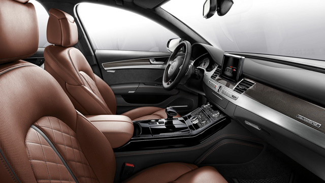 Audi S8 photo 28
