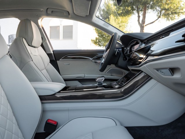 Audi S8 Foto 77