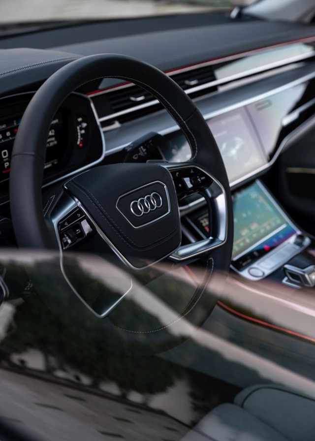 Audi S8 Foto 79