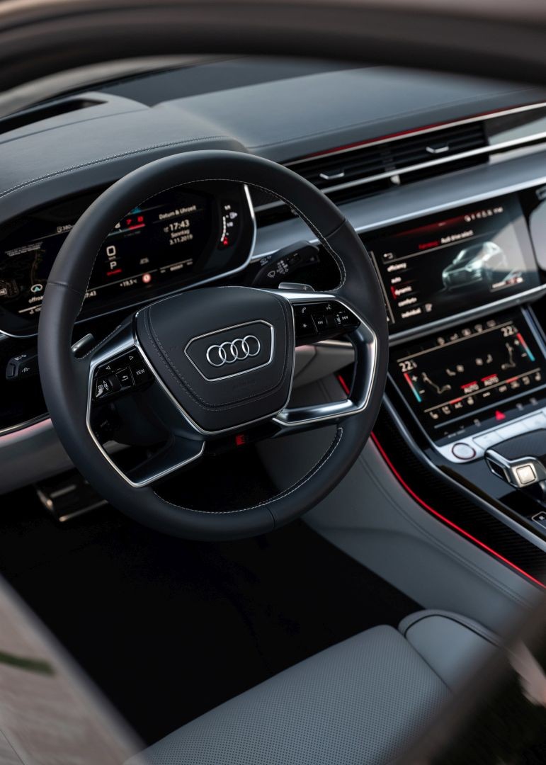 Audi S8 photo 80