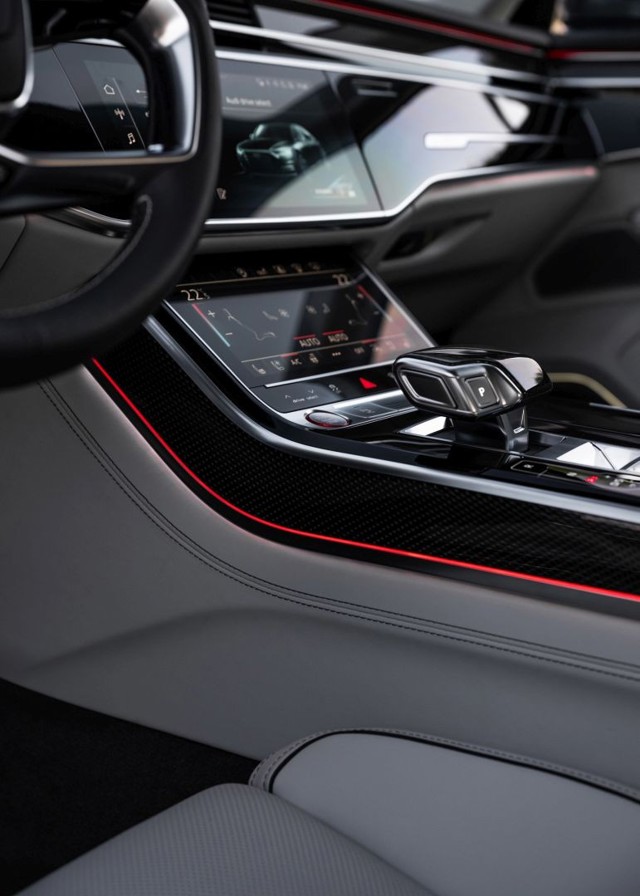 Audi S8 Foto 81