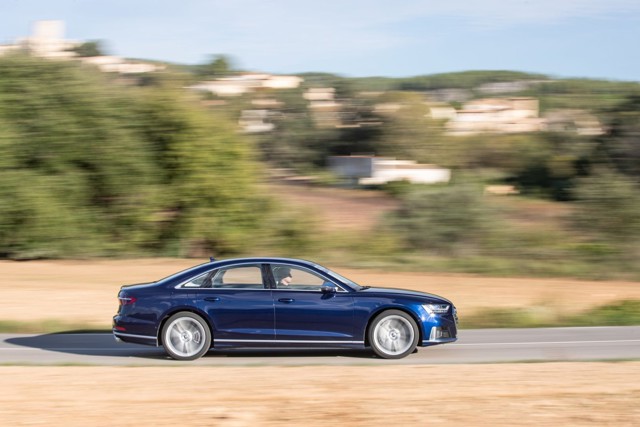 Audi S8 Foto 2