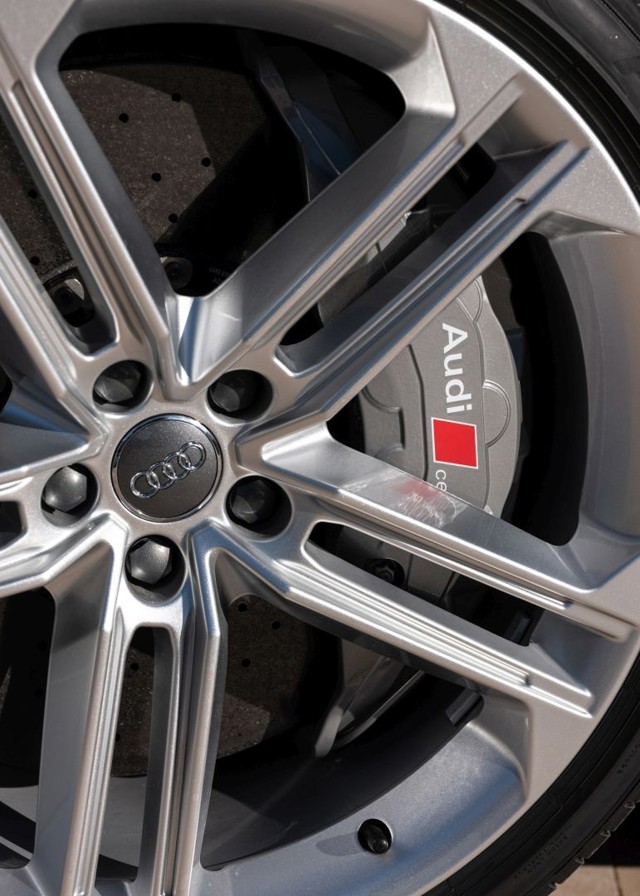 Audi S8 Foto 4