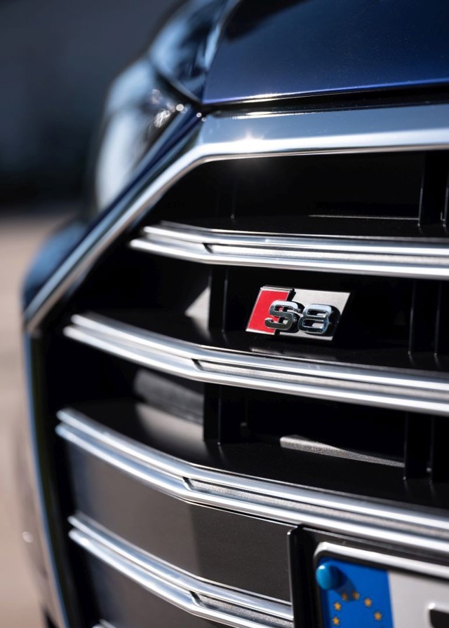 Audi S8 Foto 5
