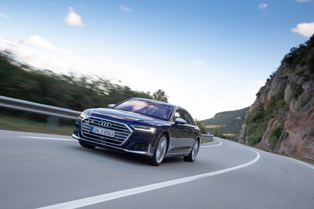 Audi S8 Foto 11