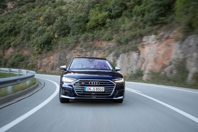 Audi S8 Foto 12