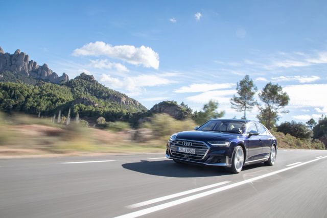 Audi S8 Foto 17