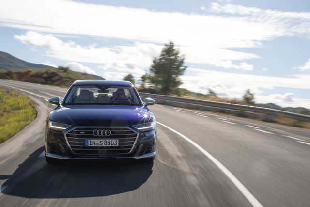 Audi S8 Foto 19