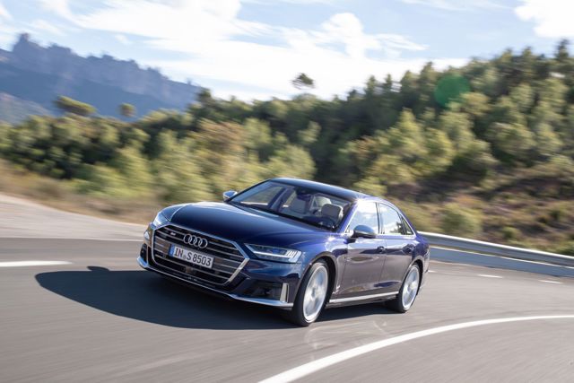 Audi S8 Foto 21