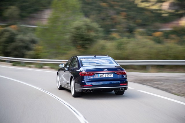Audi S8 Foto 24