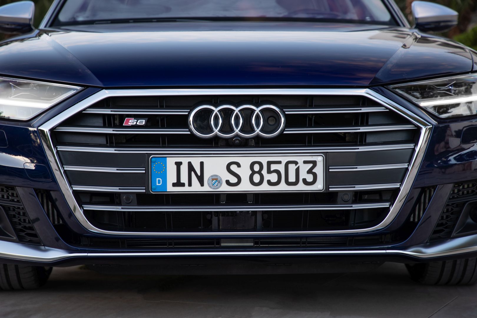 Audi S8 photo 31