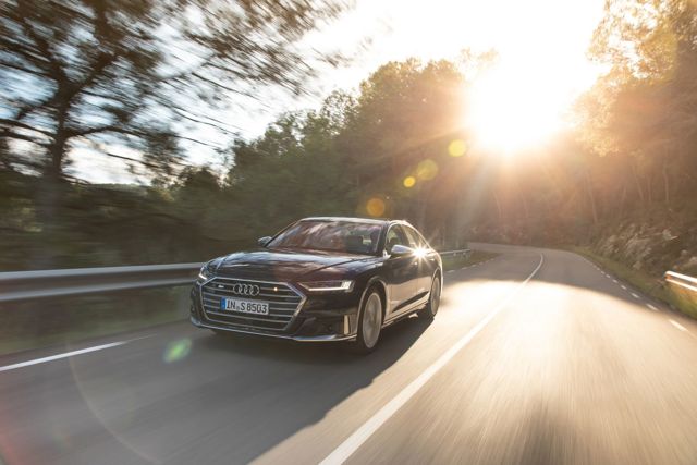 Audi S8 Foto 45