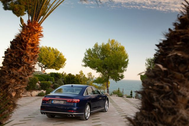 Audi S8 Foto 46