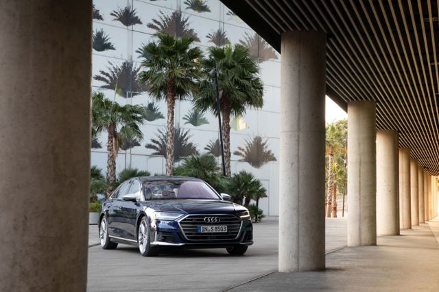 Audi S8 Foto 49