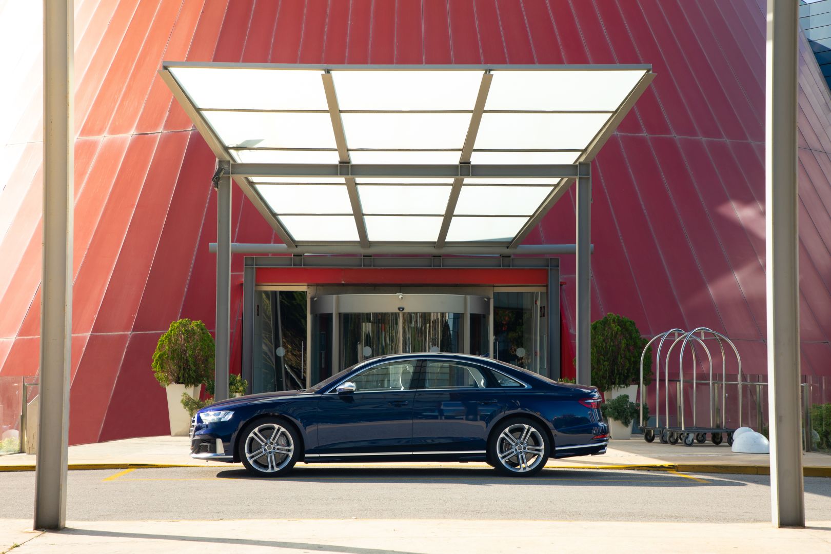 Audi S8 photo 51