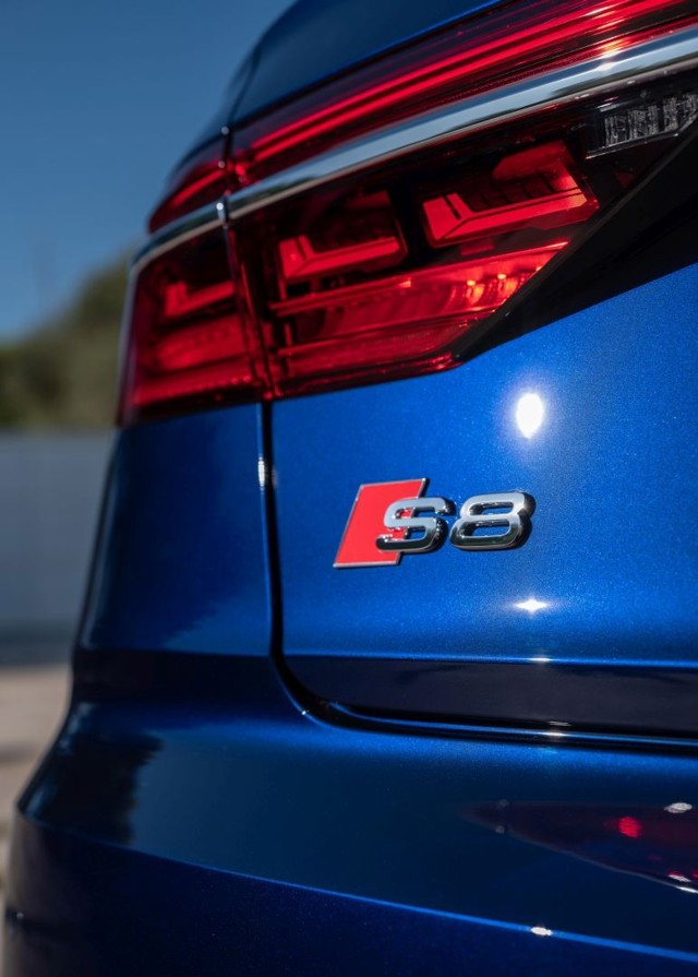 Audi S8 Foto 52