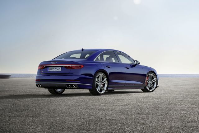Audi S8 Foto 55