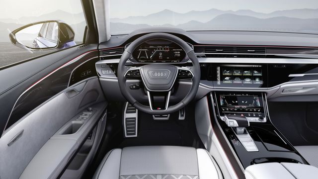 Audi S8 photo 8